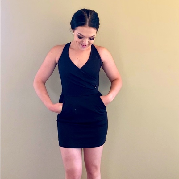 XS black and backless mini dress - Picture 1 of 3